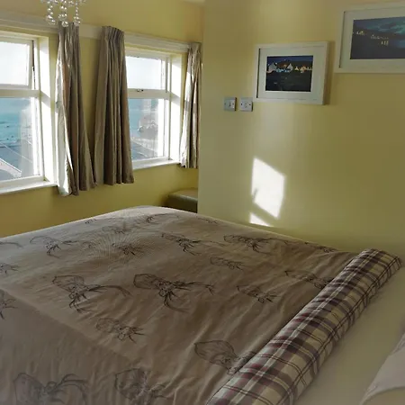 The Pennan Inn Room photo