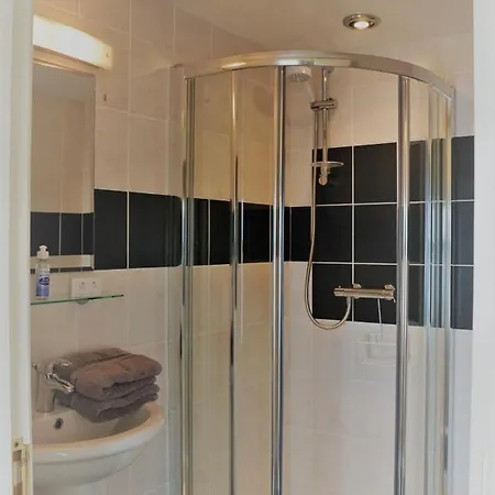 The Pennan Inn Room photo